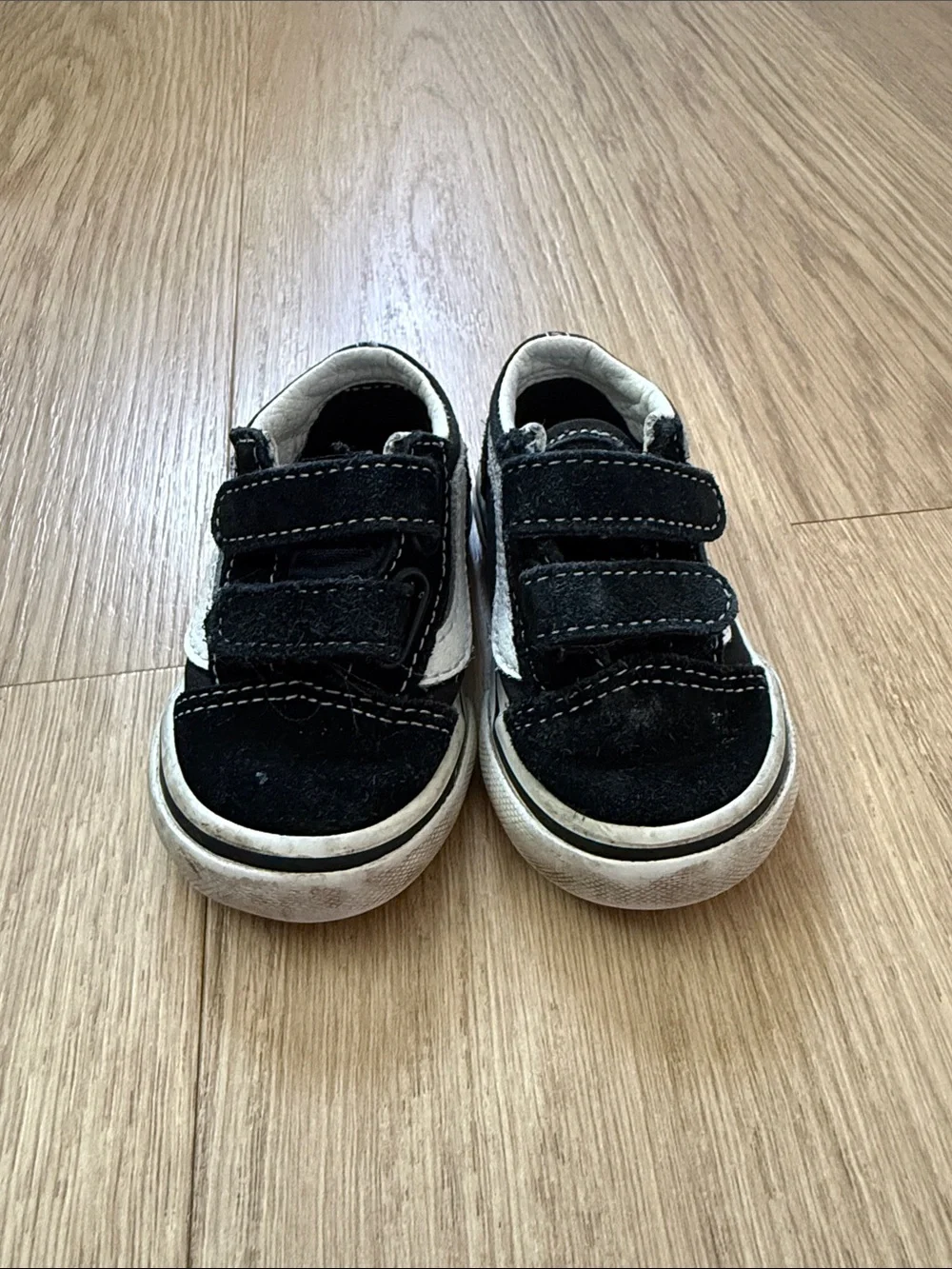 Vans Kids Black Velcro Sneakers - Classic Casual Shoes 4 Toddler